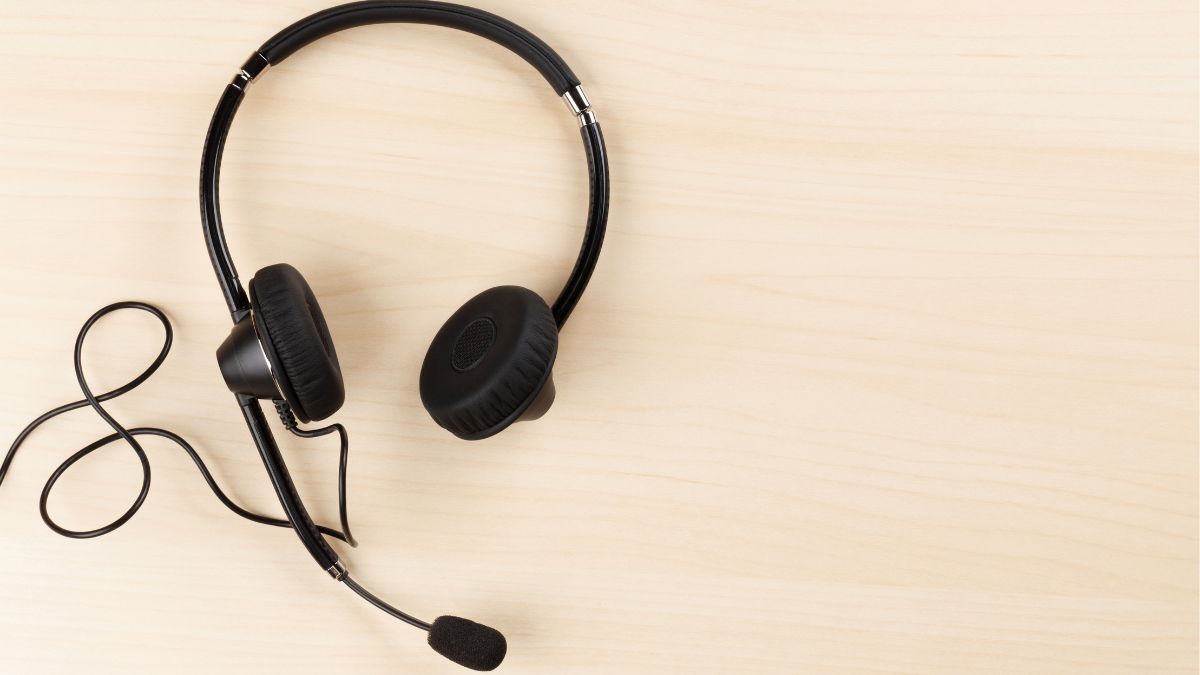 pte headphones & microphone positions